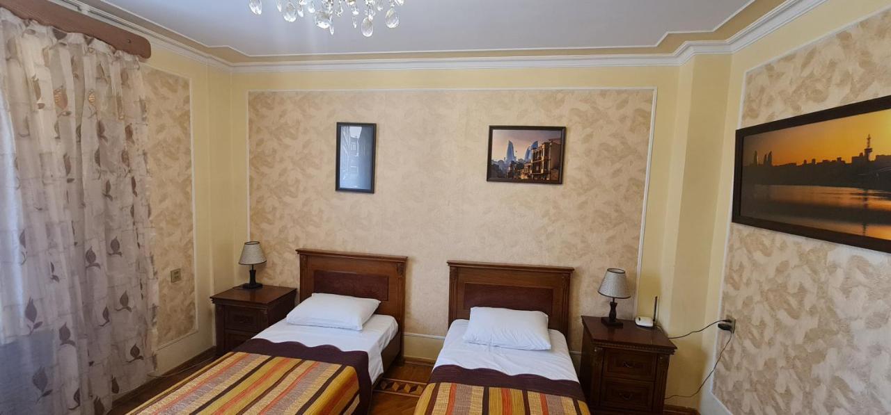 Gold Wall Apartment Baku Bagian luar foto