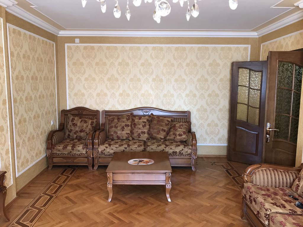 Gold Wall Apartment Baku Bagian luar foto