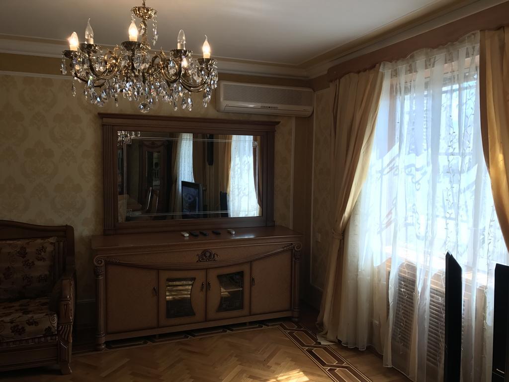 Gold Wall Apartment Baku Bagian luar foto