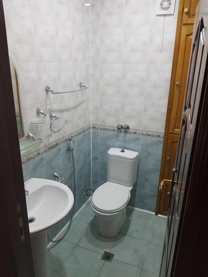 Gold Wall Apartment Baku Bagian luar foto